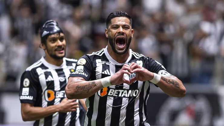 Hulk, jogador do Atlético-MG, comemora seu gol durante partida contra o Bahia, pelo Brasileirão Betano de 2024. Foto: Alessandra Torres/AGIF.