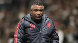 Roger Machado está pressionado no comando do Inter. Foto: Gilson Lobo/AGIF