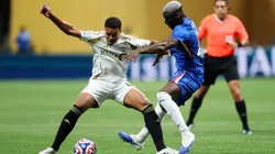 ATLANTA, GEORGIA - JUNE 16: Igor Jesus #6 of LAFC is challenged by Moises Caicedo #25 of Chelsea FC during the FIFA Club World Cup 2025 group D match between Chelsea FC and Los Angeles Football Club at Mercedes-Benz Stadium on June 16, 2025 in Atlanta, Georgia. (Photo by Kevin C. Cox/Getty Images)