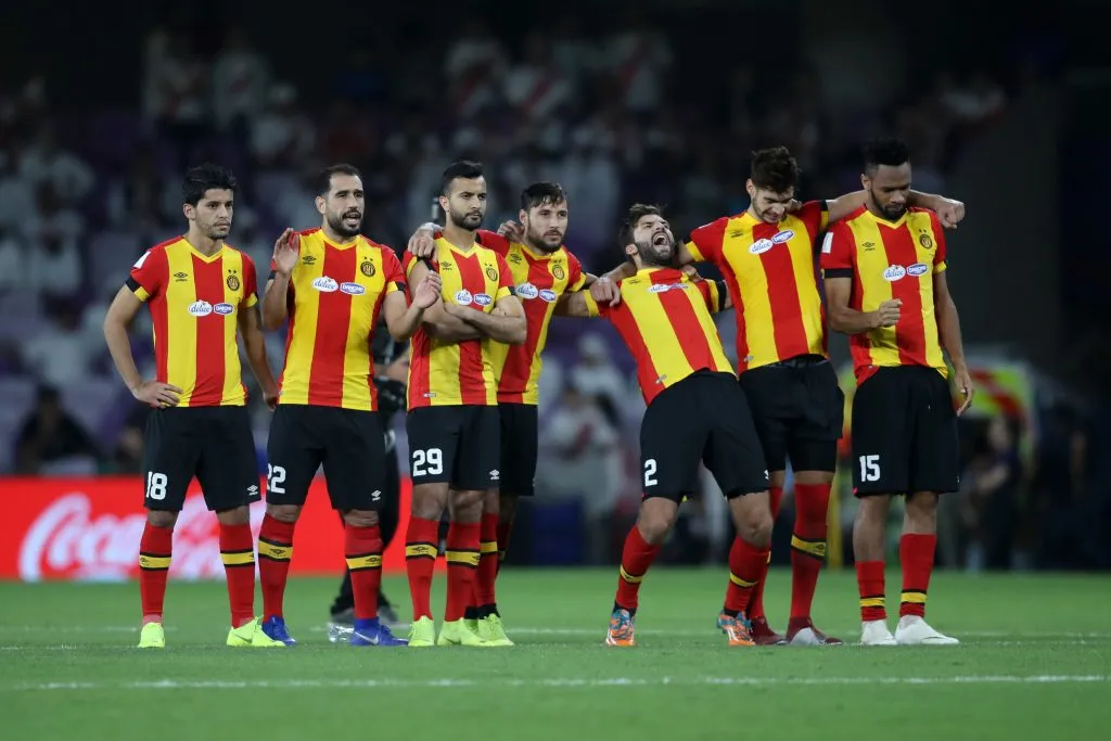 Site inglês elege a camisa do Espérance (TUN) como o uniforme mais bonito do Mundial. Foto: Francois Nel/Getty Images.