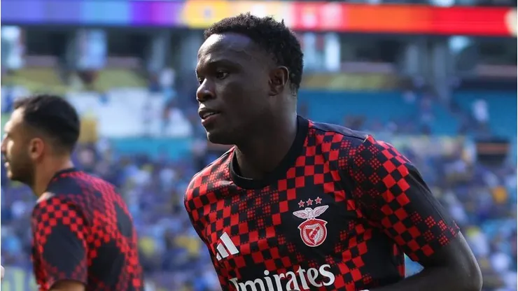 Bruma não teve uma atuação de destaque no empate entre Benfica x Boca Juniors.