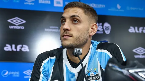 Camilo está sem espaço com Mano Menezes e pode deixar Grêmio - FOTO: LUCAS UEBEL/GREMIO FBPA