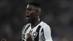 RJ - RIO DE JANEIRO - 23/10/2024 - COPA LIBERTADORES 2024, BOTAFOGO X PENAROL - Luiz Henrique jogador do Botafogo comemora seu gol durante partida contra o Penarol no estadio Engenhao pelo campeonato Copa Libertadores 2024.