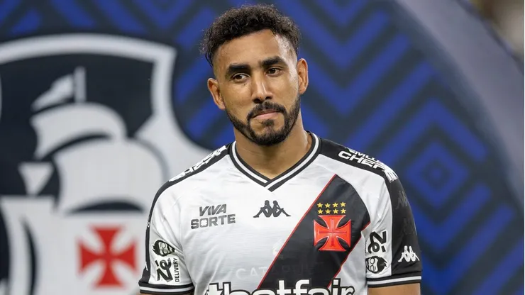 Payet tem interesse em três clubes no futebol nacional