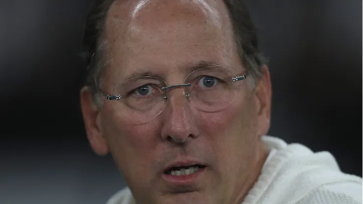 John Textor não tem boas lembranças dos confrontos contra o PSG (Photo by Wagner Meier)