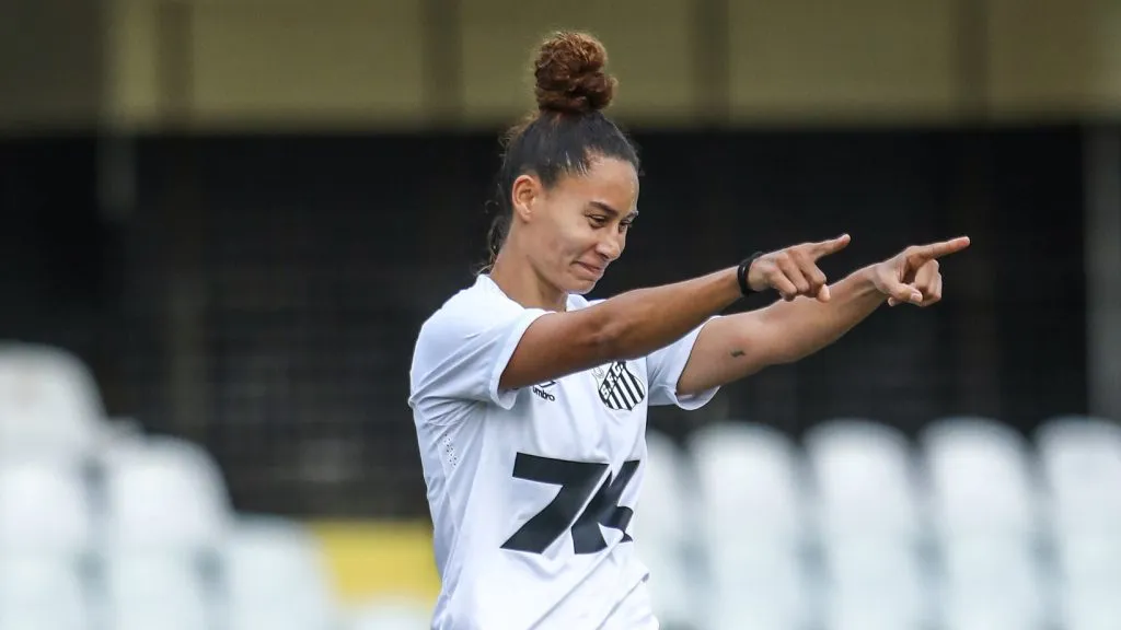 Carol Baiana jogadora do Santos