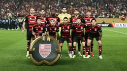 Titulares do Flamengo perfilados antes da estreia no Mundial de Clubes. Foto: Gilvan de Souza/Flamengo.