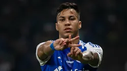 Camisa 19 segue voando - Foto: Fernando Moreno/AGIF.