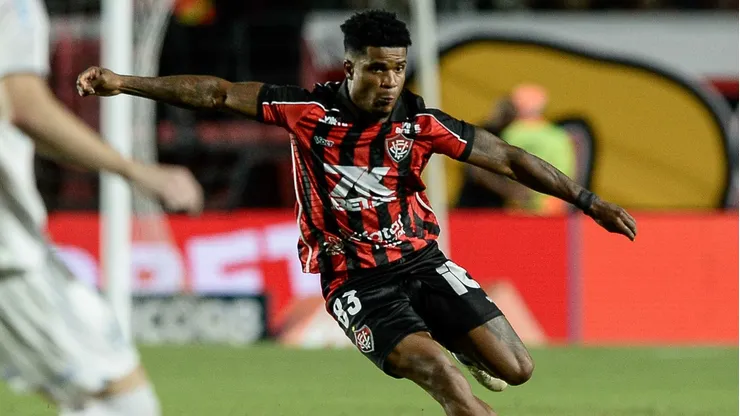 Jamerson sofreu uma série contusão diante do Cruzeiro