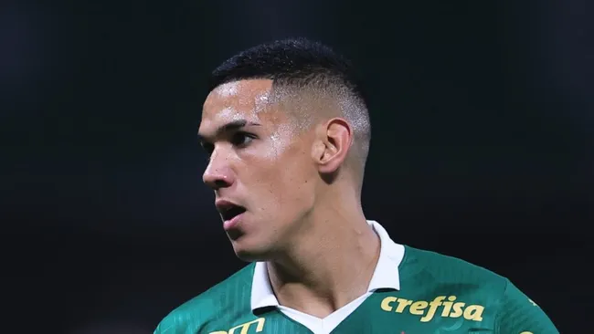 Jogador do Palmeiras deve assinar com Shabab Al-Ahli. Foto: Ettore Chiereguini/AGIF