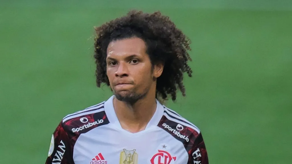 Willian Arão se acerta com o Internacional. Foto: Marcello Zambrana/AGIF