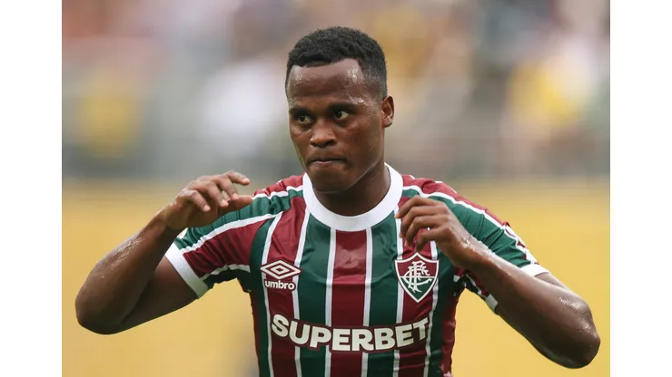 Jhon Arias criticou quem subestima futebol da América do Sul após empate entre Flu x Borussia Dortmund