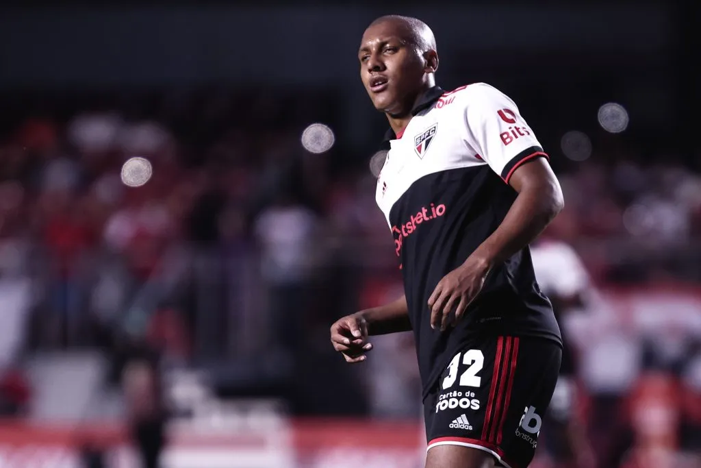 Luizão em partida pelo São Paulo. Foto: Ettore Chiereguini/AGIF