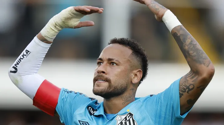 Neymar preferiu ficar no Santos em vez de ir para outros Clubes, revelou Alexandre Mattos