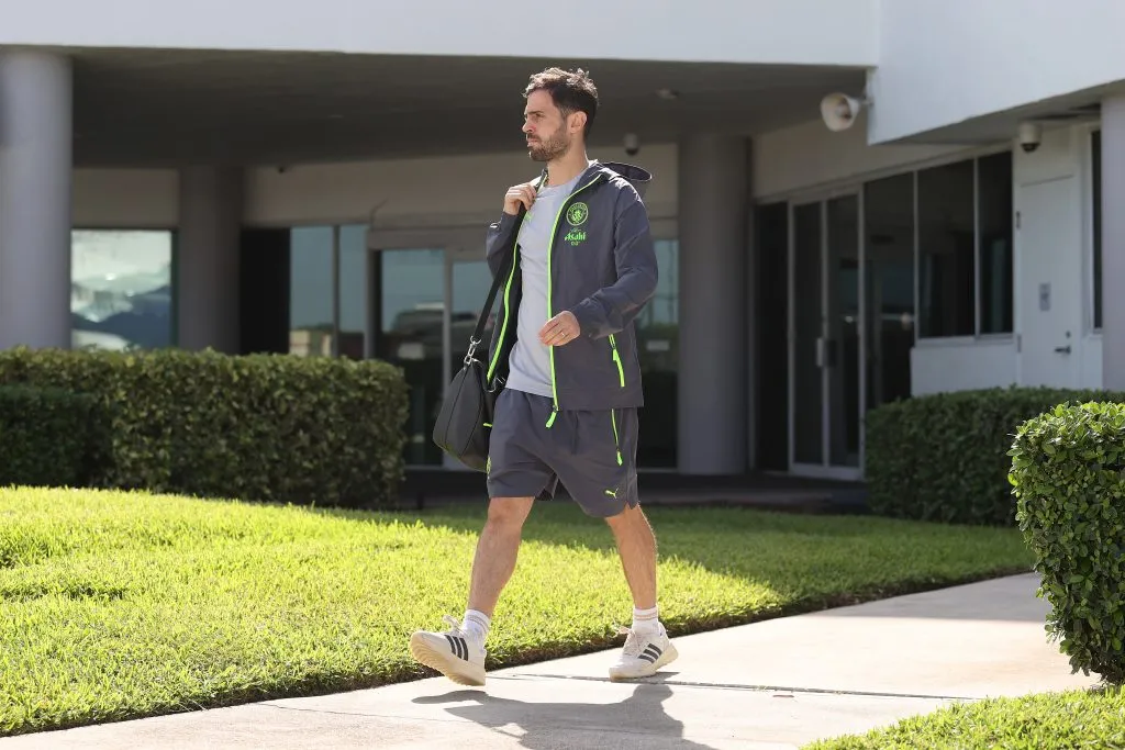 Bernardo Silva exaltou o Flamengo e outros do Brasil - (Foto: Leonardo Fernandez/Getty Images).