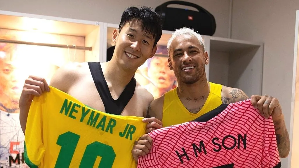 Neymar e Son após partida entre Brasil x Coréia do Sul na Copa do Mundo de 2022. Reprodução Instagram