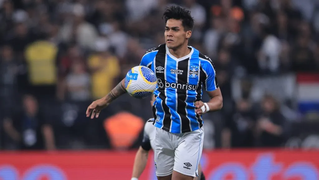 Arezo pelo Grêmio. Foto: Ettore Chiereguini/AGIF