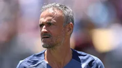 Luis Enrique durante a estreia do PSG