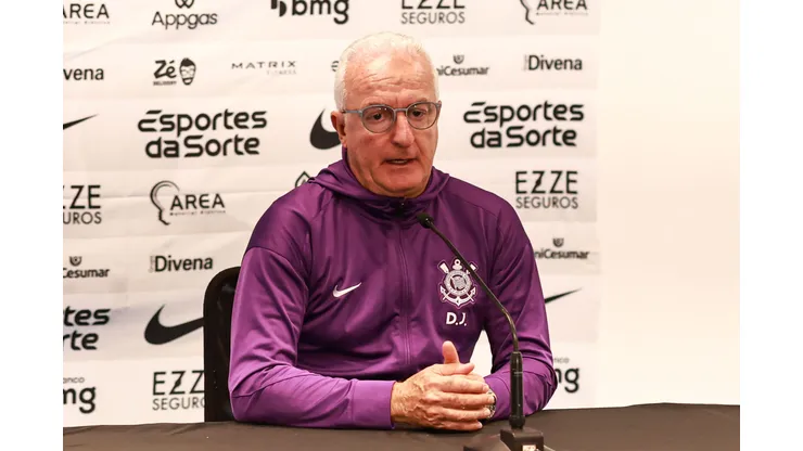 RS - PORTO ALEGRE - 12/06/2025 - BRASILEIRO A 2025, GREMIO X CORINTHIANS - Dorival Junior tecnico do Corinthians em coletiva apos a partida contra o Gremio no estadio Arena do Gremio pelo campeonato Brasileiro A 2025. Foto: Maxi Franzoi/AGIF