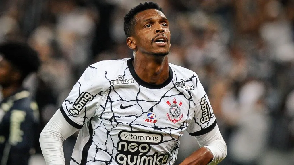 Jô tem passagem marcante pelo Corinthians - Foto: Getty Images.