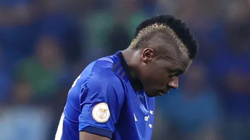 Palacios, lateral-direito ex-Cruzeiro