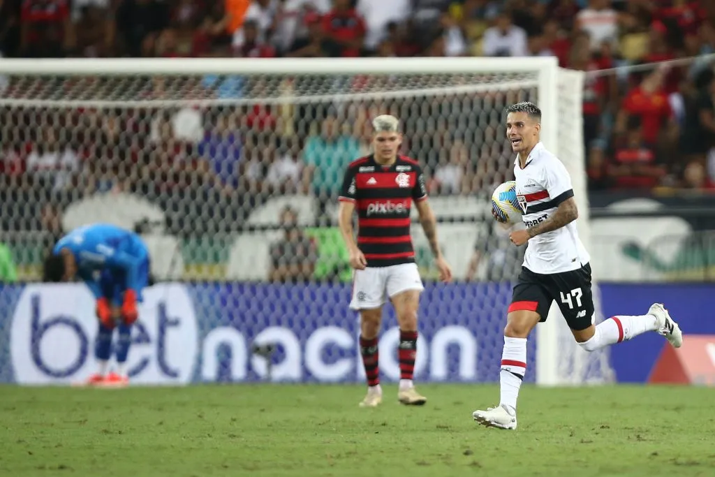 Ferreirinha em ação pelo São Paulo.  (Photo by Wagner Meier/Getty Images)