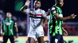 SP - SAO PAULO - 22/04/2023 - BRASILEIRO A 2023, SAO PAULO X AMERICA-MG - Luan jogador do Sao Paulo durante partida contra o America-MG no estadio Morumbi pelo campeonato BRASILEIRO A 2023. Foto: Marcello Zambrana/AGIF