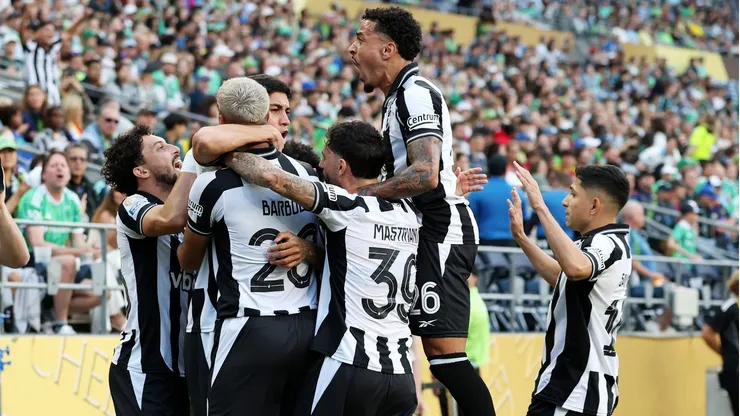 Elenco do Botafogo tem 16 jogadores que já jogaram pela Europa.