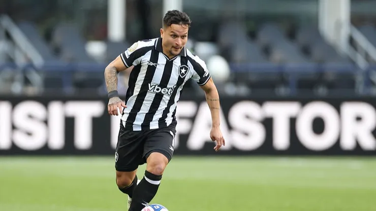 Artur deve ser titular no duelo contra o PSG. Foto: Vitor Silva/Botafogo