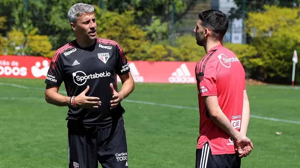 Hernán Crespo trabalhou com Jonathan Calleri no São Paulo/Foto: Rubens Chiri/São Paulo