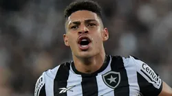 Ex-Botafogo e atualmente na Inter, Luís Henrique admite surpresa dos europeus frente aos sul-americanos.
