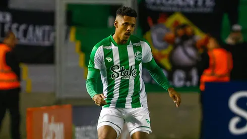 Caíque, alvo do Grêmio. Foto: Luiz Erbes/AGIF