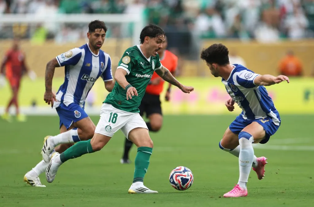 Mauricio jogador do Palmeiras contra o Porto. (Foto de Francois Nel/Getty Images)