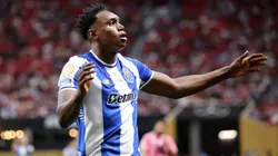 ATLANTA, GEORGIA - JUNE 19: Samu Aghehowa #9 of FC Porto reacts during the FIFA Club World Cup 2025 group A match between Internacional CF Miami and FC Porto at Mercedes-Benz Stadium on June 19, 2025 in Atlanta, Georgia. (Photo by Alex Grimm/Getty Images)
