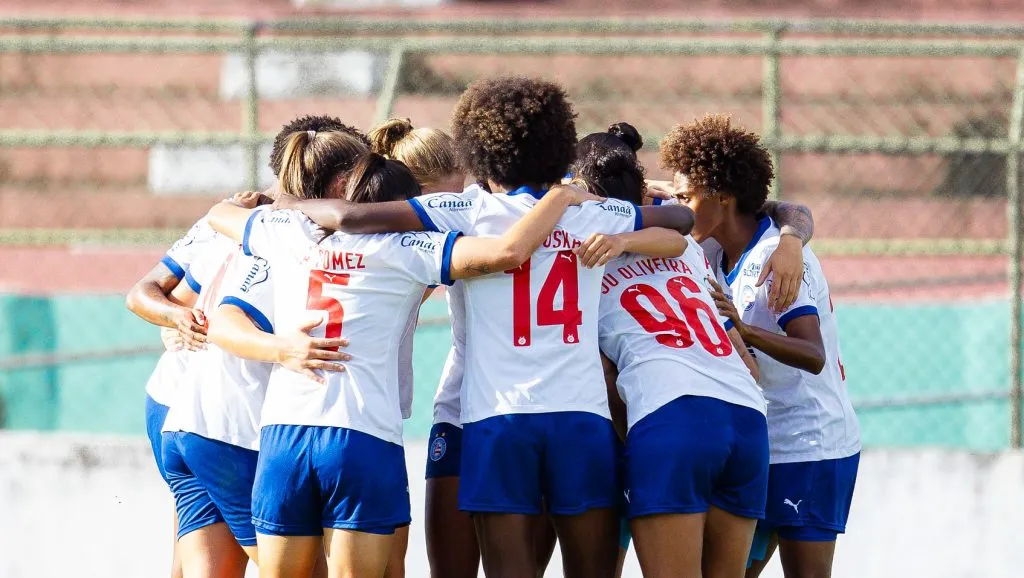 Atletas do time feminino do Bahia