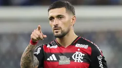 Arrascaeta levanta olhares atentos do técnico Filipe Luís