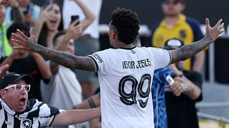 Glorioso fez história contra o PSG - Foto: Stu Forster/Getty Images.