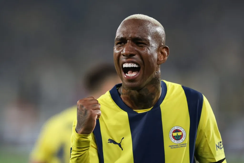 ISTANBUL, TURKEY – APRIL 20: Anderson Talisca of Fenerbahce celebrates after scoring his team’s first third goal during the Turkish Super League match between Fenerbahce and Kayserispor at Ulker Sukru Saracoglu Stadium on April 20, 2025 in Istanbul, Turkey.  (Photo by Ahmad Mora/Getty Images)