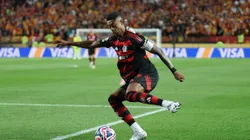 PHILADELPHIA, PENNSYLVANIA - JUNE 16: Bruno Henrique #27 of CR Flamengo controls the ball during the FIFA Club World Cup 2025 group D match between CR Flamengo and Esperance de Tunis at Lincoln Financial Field on June 16, 2025 in Philadelphia, Pennsylvania. (Photo by Al Bello/Getty Images)