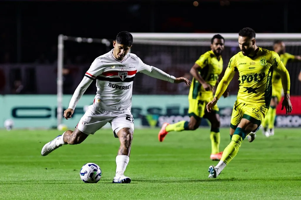SP – SAO PAULO – 24/05/2025 – BRASILEIRO A 2025, SAO PAULO X MIRASSOL – Alan Franco jogador do Sao Paulo durante partida contra o Mirassol no estadio Morumbi pelo campeonato Brasileiro A 2025. Foto: Fabio Giannelli/AGIF