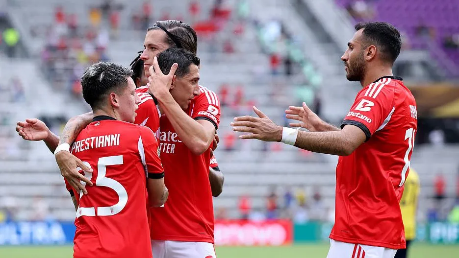 Benfica v Auckland City no Mundial. Foto: Alex Grimm/Getty Images
