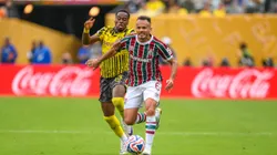 EAST RUTHERFORD, NEW JERSEY - JUNE 17: Rene #6 of Fluminense FC is challenged by Jamie Bynoe-Gittens #43 of Borussia Dortmund during the FIFA Club World Cup 2025 group F match between Fluminense FC and Borussia Dortmund at MetLife Stadium on June 17, 2025 in East Rutherford, New Jersey. (Photo by David Ramos/Getty Images)