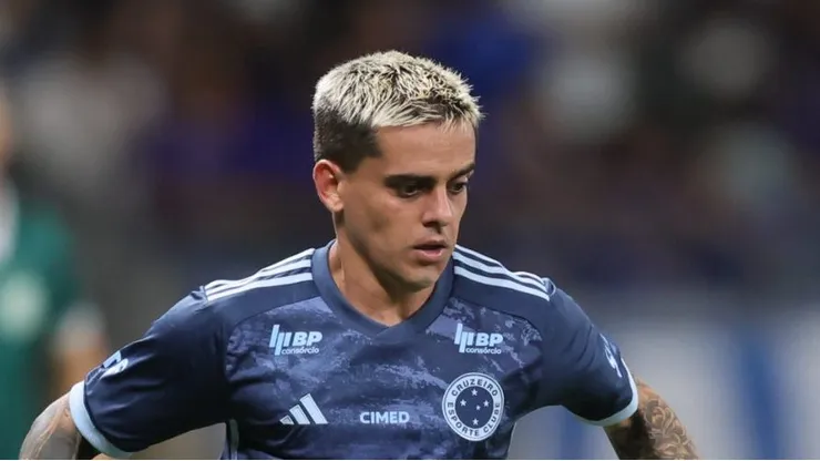 Fagner, lateral-direito do Cruzeiro, emprestado pelo Corinthians - Foto: Gilson Lobo/AGIF