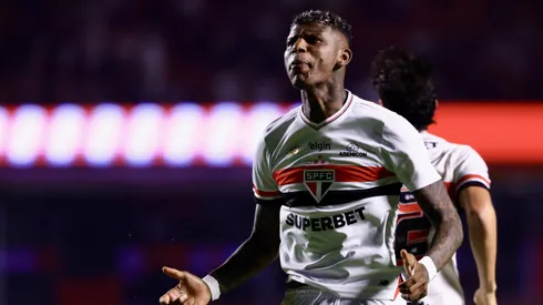 Arboleda é titular no São Paulo. Foto: Marcello Zambrana/AGIF