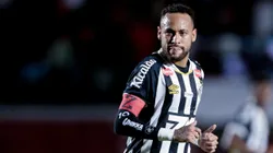 Neymar ainda não renovou com o Santos. Foto: Jhony Pinho/AGIF