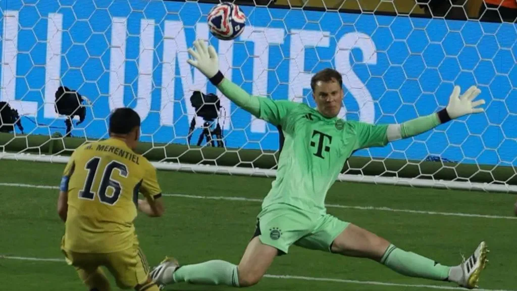 Miguel Merentiel balançando a rede para o Boca Jrs – Foto: Reprodução/DAZN