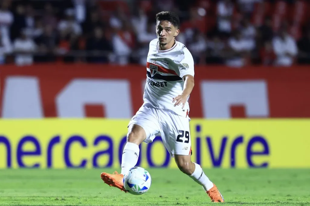 SP – SAO PAULO – 27/05/2025 – COPA LIBERTADORES 2025, SAO PAULO X TALLERES – jogador do Sao Paulo durante partida contra o Talleres no estadio Morumbi pelo campeonato Copa Libertadores 2025. Foto: Marcello Zambrana/AGIF