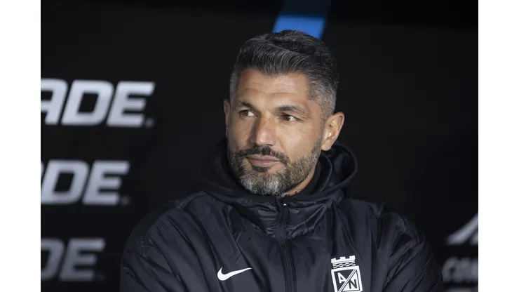 Javier Gandolfi, pressionado pelos recentes resultados ruins. (Photo by Ernesto Ryan/Getty Images)