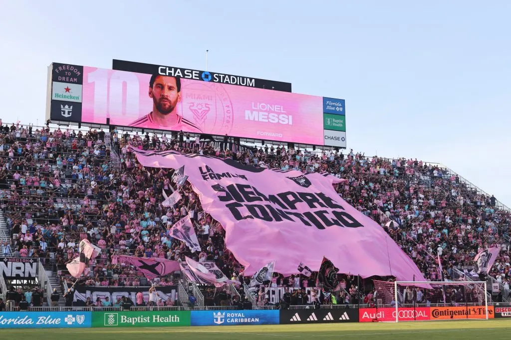 FORT LAUDERDALE, FLORIDA – MAY 18: Fans of Inter Miami CF display a large flag as the LED board shows Lionel Messi #10 of Inter Miami CF in the lineup prior to the the MLS match between Inter Miami CF and Orlando City at Chase Stadium on May 18, 2025 in Fort Lauderdale, Florida. (Photo by Leonardo Fernandez/Getty Images)