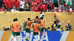 EAST RUTHERFORD, NEW JERSEY - JUNE 19: Jose Manuel Lopez #42 of Palmeiras celebrates scoring his team's second goal with teammates during the FIFA Club World Cup 2025 group A match between SE Palmeiras and Al Ahly SC at MetLife Stadium on June 19, 2025 in East Rutherford, New Jersey. (Photo by Al Bello/Getty Images)
